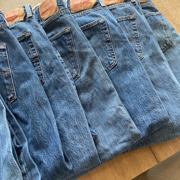 Vintage Levi’s 501 button fly jeans- price per 1 pair - Picture 6 of 15